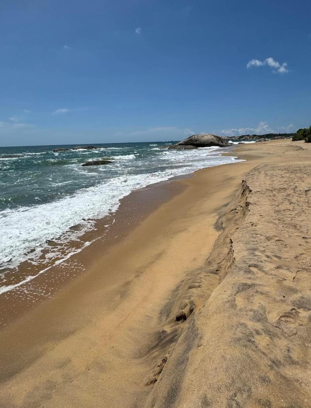 Beach Bungalow Yala Киринда Экстерьер фото